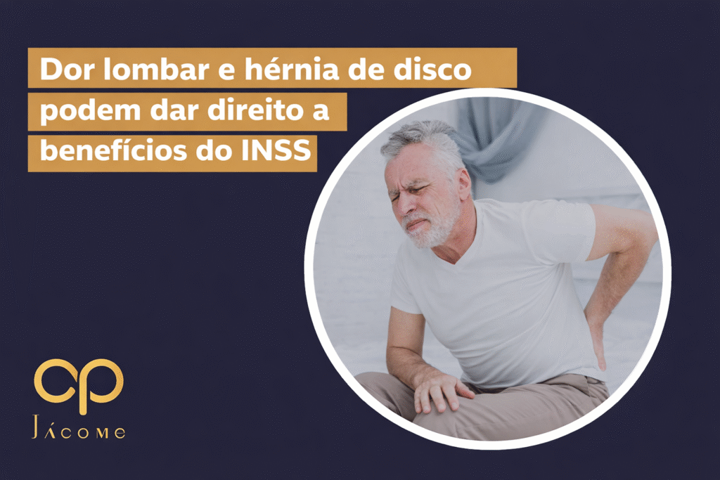 Especialistas em Direito Previdenciário explicam que a dor lombar e a hérnia de disco podem, sim, dar direito a benefícios do INSS, mas não de forma automática. O fator decisivo não é o diagnóstico em si, e sim o grau de limitação funcional que essas condições provocam na capacidade de trabalho do segurado. Dependendo da gravidade do quadro e do impacto na atividade profissional exercida, a dor lombar e a hérnia de disco podem justificar a concessão de benefícios por incapacidade temporária, aposentadoria por incapacidade permanente ou até auxílio-acidente, quando houver redução definitiva da capacidade laboral. Na prática, o INSS analisa cada caso de forma individual, considerando a documentação médica, o histórico clínico, a função desempenhada e o resultado da perícia. Muitos pedidos são indeferidos não porque o segurado não tenha direito, mas porque não consegue comprovar de maneira clara e consistente como a doença limita o exercício do trabalho. Por isso, compreender em que situações a dor lombar e a hérnia de disco geram incapacidade, quais benefícios podem ser concedidos, quais provas são exigidas e como funciona a avaliação pericial do INSS é fundamental para evitar negativas indevidas e tomar decisões previdenciárias mais seguras. Dor lombar e hérnia de disco podem dar direito a benefícios do INSS?